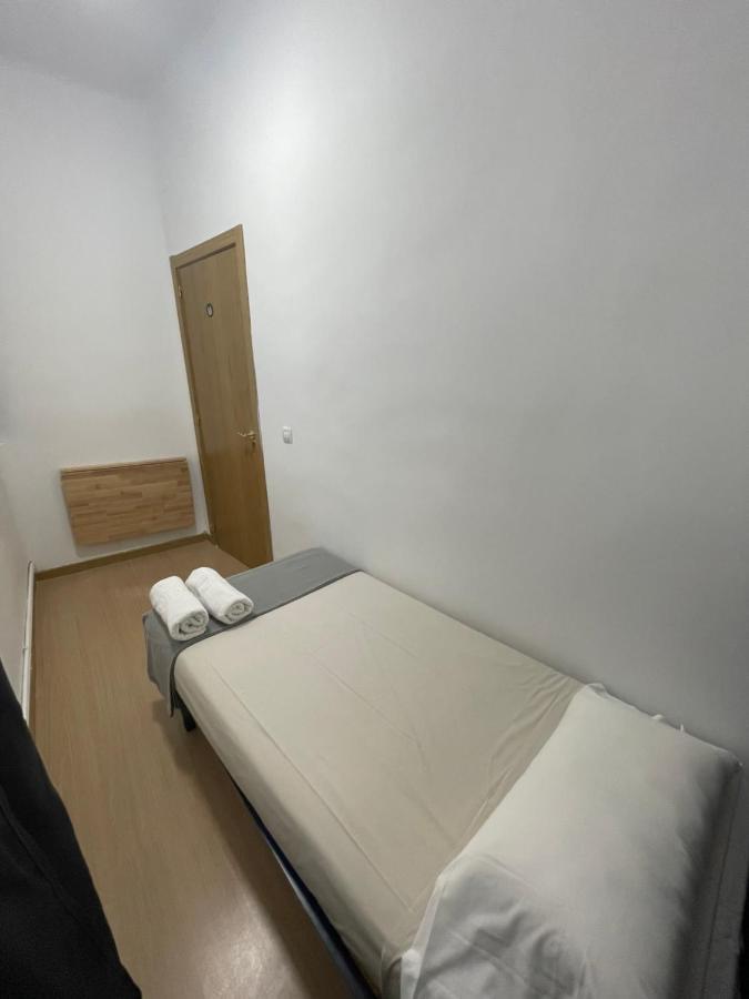 Toledo Habitaciones Madrid Exterior photo